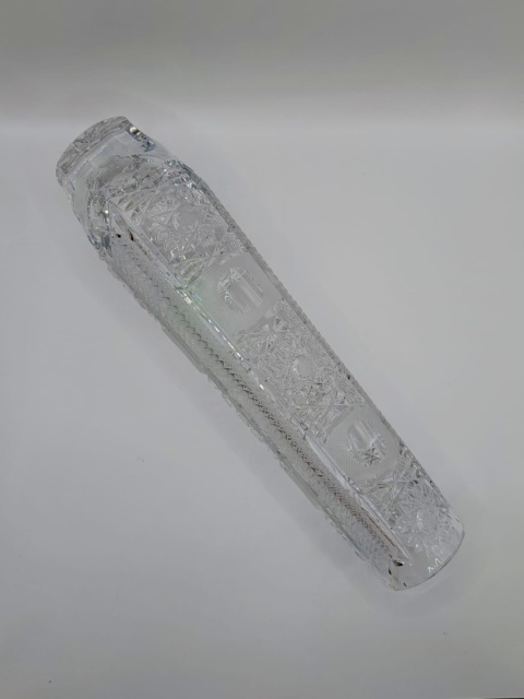 Kryształowy wazon z okresu PRL, wysoki (30 cm)