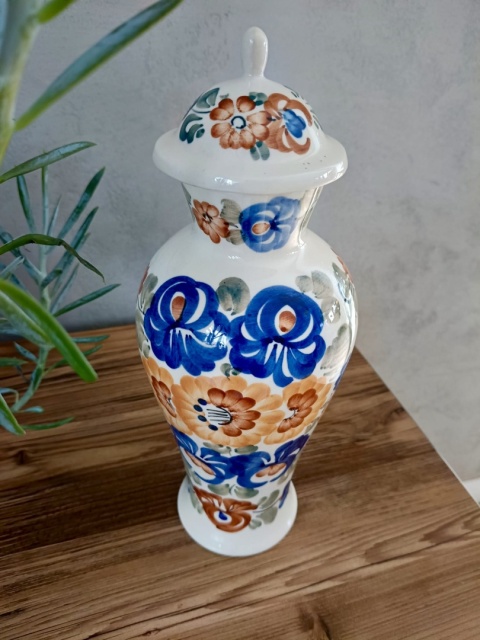 Ręcznie malowany fajans z Włocławka – klasyka polskiego rzemiosła